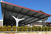 Formschnes Carport mit Solaranlage